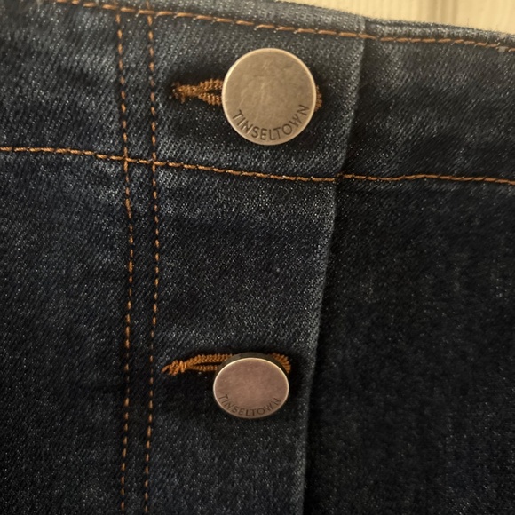 Tinseltown Denim Overall Jumper Women’s Large Dark Wash NWT Adjustable - Picture 4 of 7